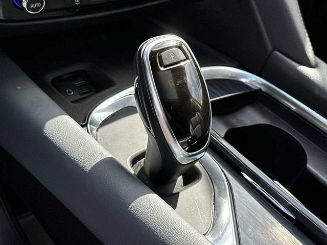 Buick Enclave Essence 2021