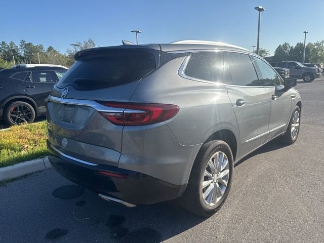 Buick Enclave Essence 2021