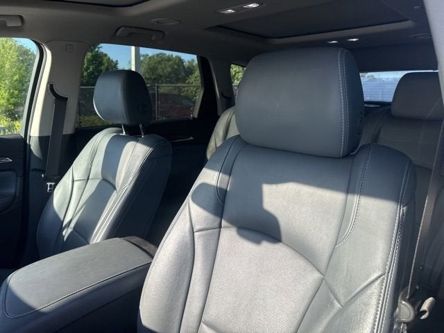 Buick Enclave Essence 2021