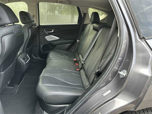 Acura RDX 2021 con paquete tecnológico