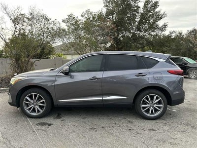 Acura RDX 2021 con paquete tecnológico