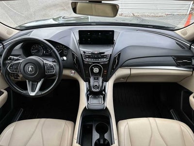 Acura RDX 2023, versión básica