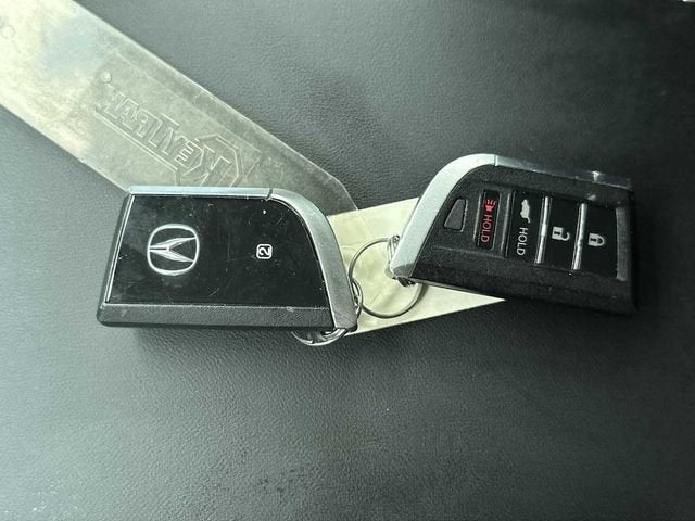 Paquete tecnológico del Acura MDX 2023