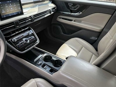 Lincoln Corsair Estándar 2022