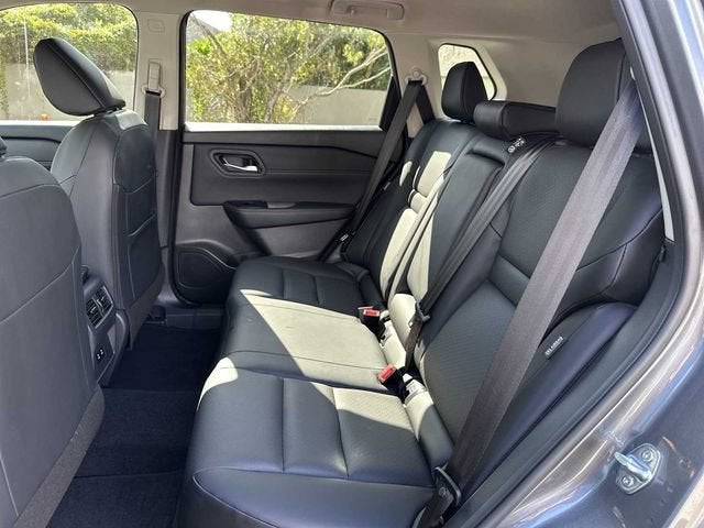 Nissan Rogue Dark Armor 2026