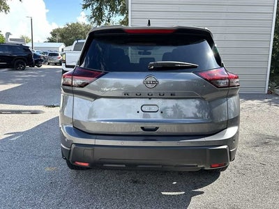 Nissan Rogue Dark Armor 2026