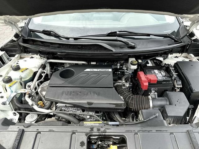 Nissan Rogue SV con tracción delantera (2023)