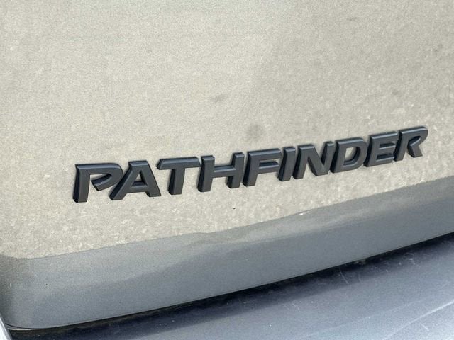 Nissan Pathfinder SV 2020