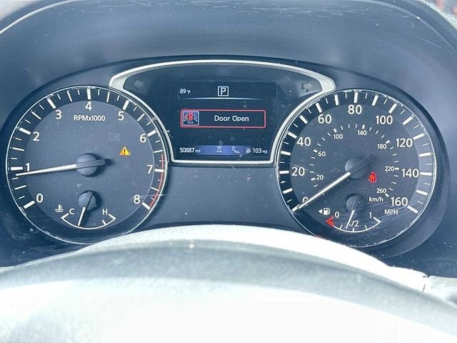Nissan Pathfinder SV 2020