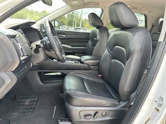 Nissan Pathfinder SL 4x4 de 2023