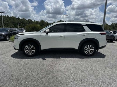 Nissan Pathfinder SL 4x4 de 2023