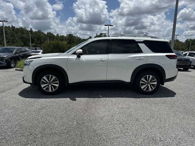 Nissan Pathfinder SL 4x4 de 2023