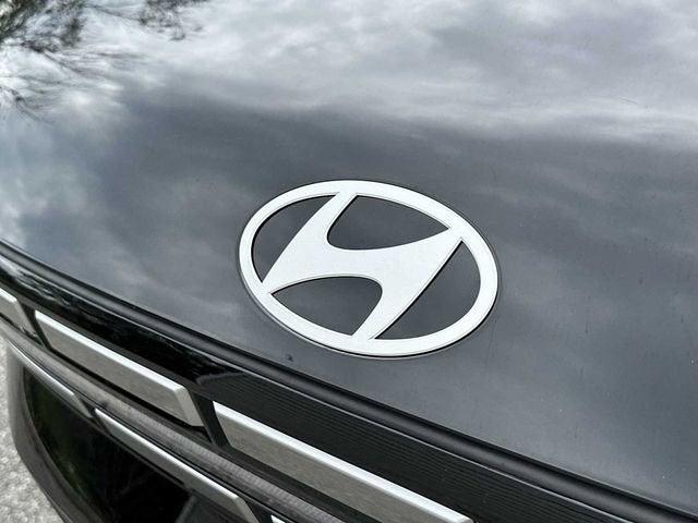 Hyundai Santa Fe SE 2024