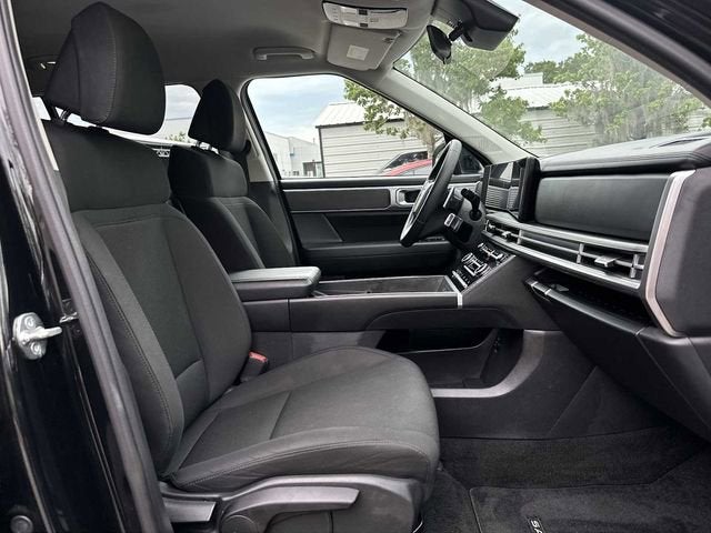 Hyundai Santa Fe SE 2024