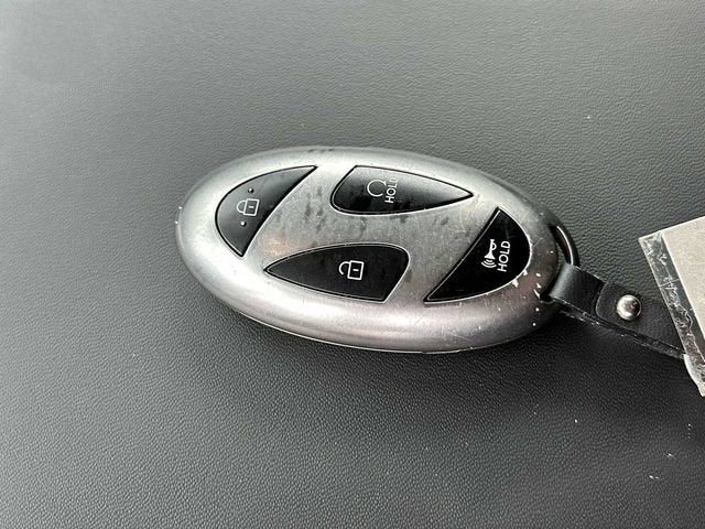 Hyundai Santa Fe SE 2024