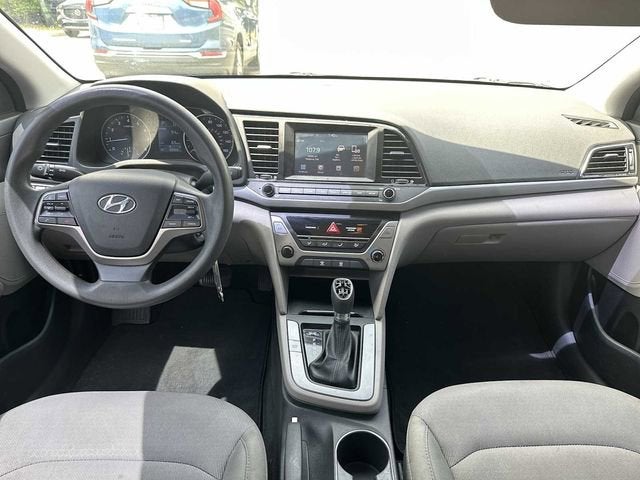 Hyundai Elantra SE 2017