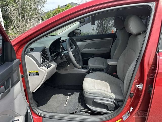 Hyundai Elantra SE 2017