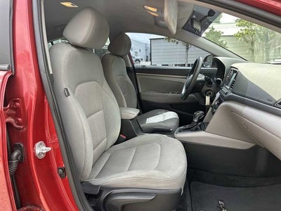 Hyundai Elantra SE 2017