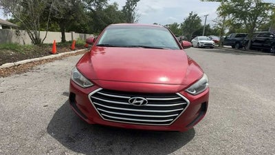 Hyundai Elantra SE 2017