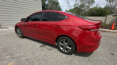 Hyundai Elantra SE 2017
