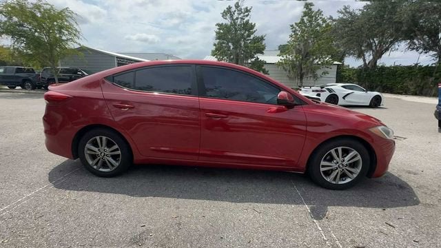 Hyundai Elantra SE 2017