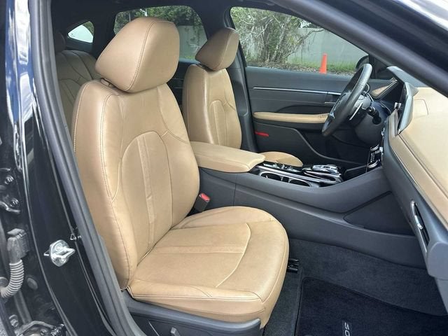 Hyundai Sonata Limited 2021