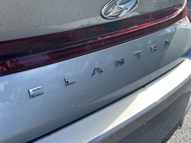 Hyundai Elantra SEL 2022
