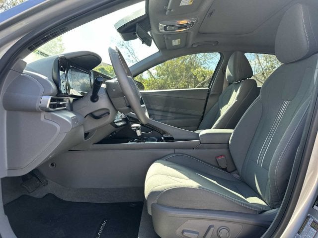 Hyundai Elantra SEL 2022