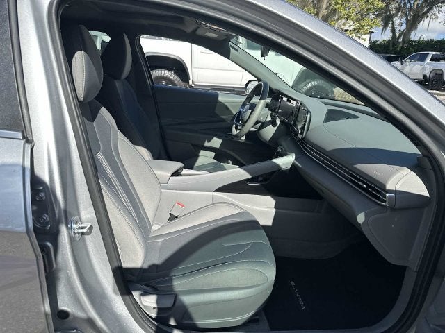 Hyundai Elantra SEL 2022