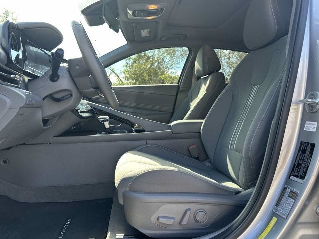 Hyundai Elantra SEL 2022