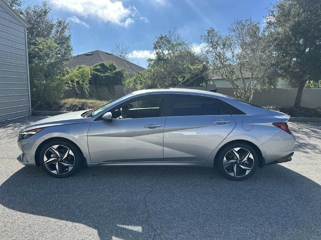 Hyundai Elantra SEL 2022
