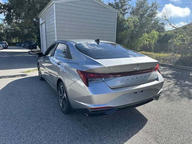 Hyundai Elantra SEL 2022