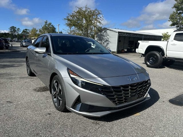 Hyundai Elantra SEL 2022