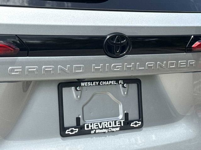 Toyota Grand Highlander Hybrid Limited 2024