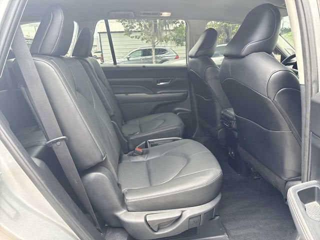 Toyota Grand Highlander Hybrid Limited 2024