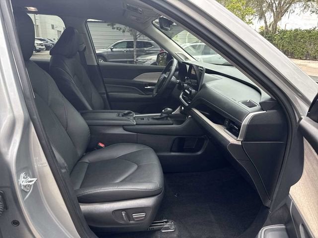 Toyota Grand Highlander Hybrid Limited 2024