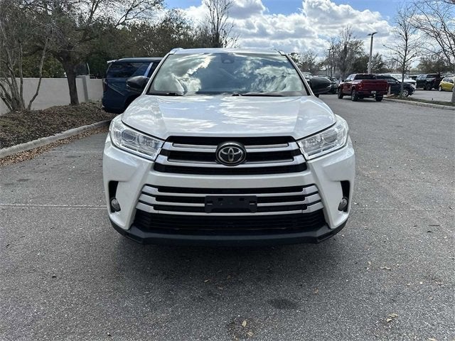 Toyota Highlander SE 2019