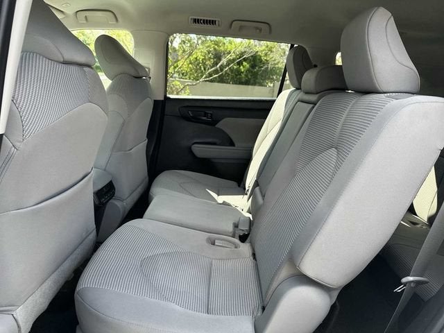 Toyota Highlander L 2023