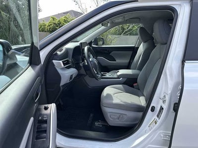 Toyota Highlander L 2023