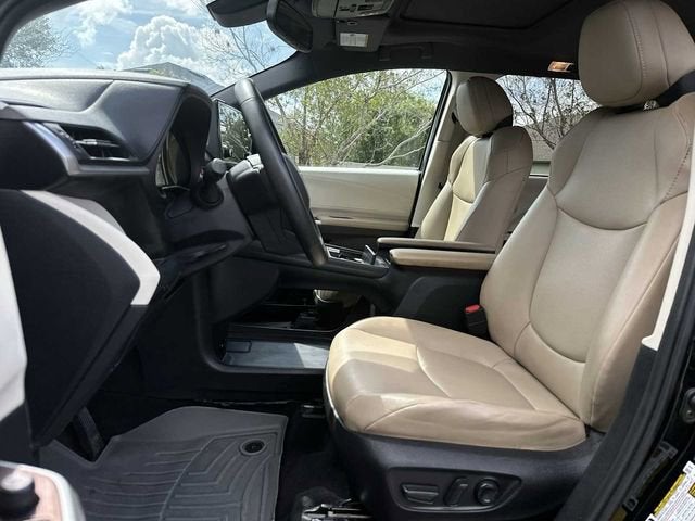 Toyota Sienna XLE 2022