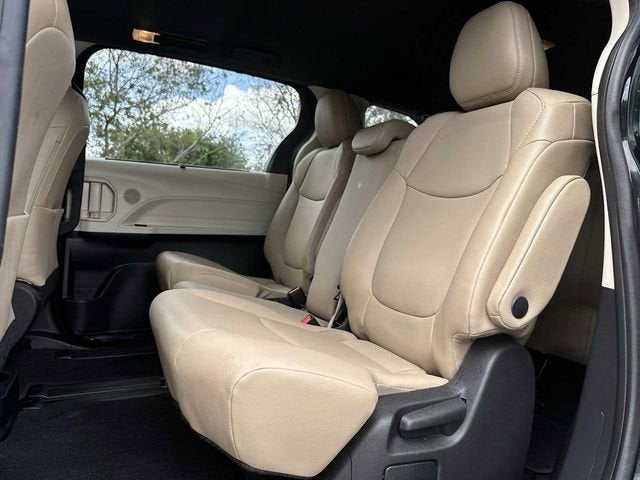 Toyota Sienna XLE 2022