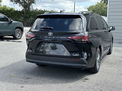 Toyota Sienna XLE 2022