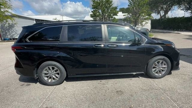 Toyota Sienna XLE 2022