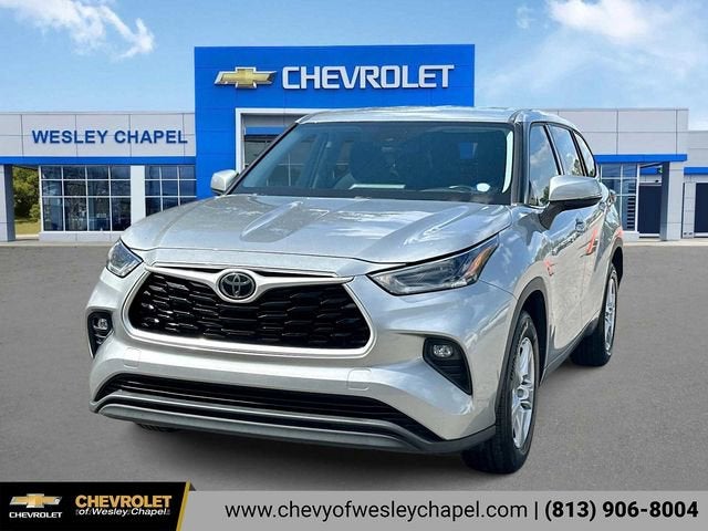 Toyota Highlander LE 2021