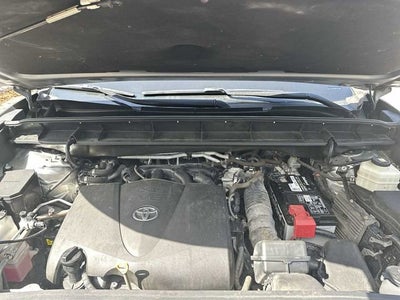 Toyota Highlander LE 2021