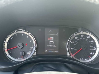 Toyota Highlander LE 2021