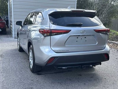 Toyota Highlander LE 2021
