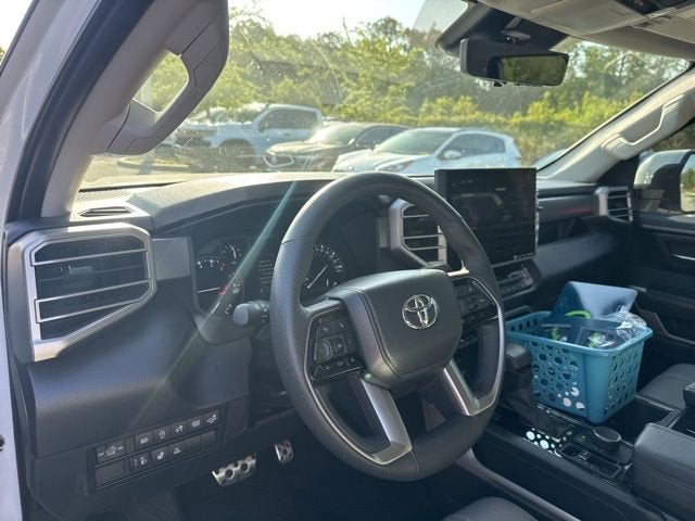 Toyota Tundra SR5 2023