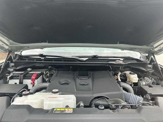 Toyota Tundra 4WD SR5 de 2025