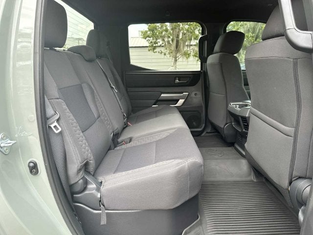 Toyota Tundra 4WD SR5 de 2025